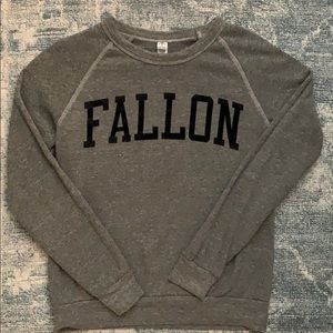 Jimmy Fallon college-style sweatshirt 🍎